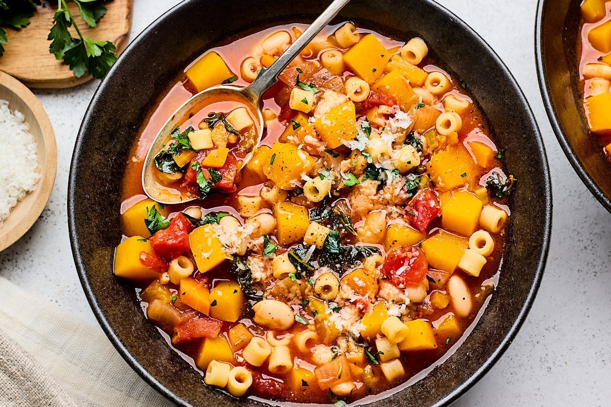 Cozy Fall Minestrone Soup for Chilly Nights